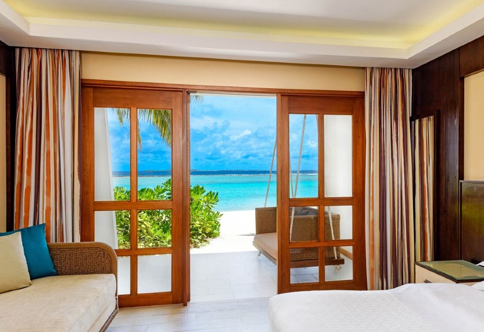 2晚豪華客房+2晚水上別墅（帶泳池）