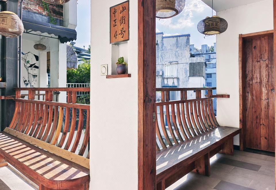 中山·私享阳台园景套房|深泡浴缸+智能马桶+茶台茶具