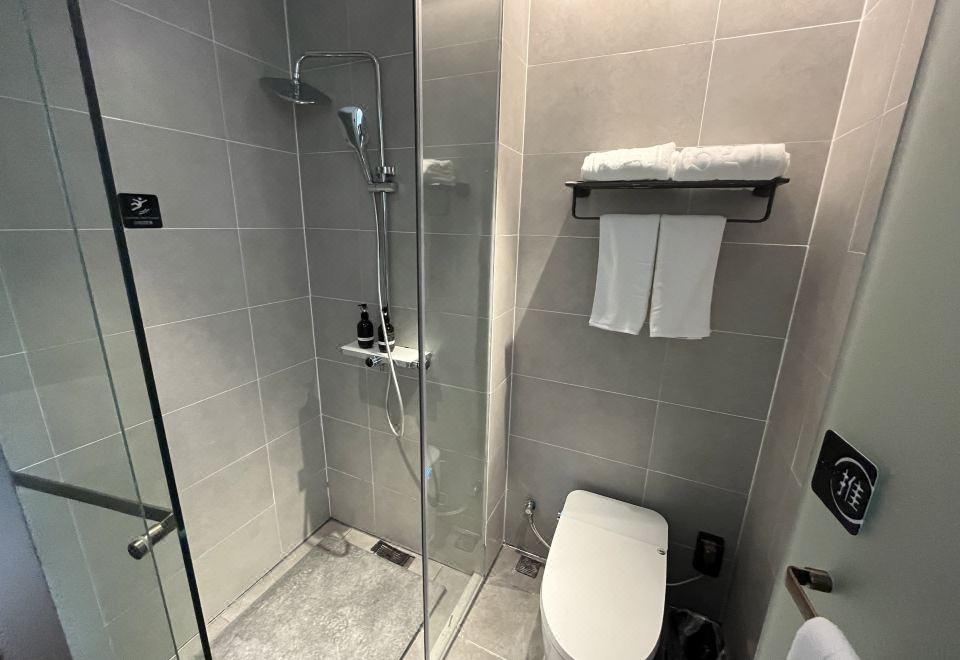 几木双床房（商务桌椅+明亮通透+功夫茶具）