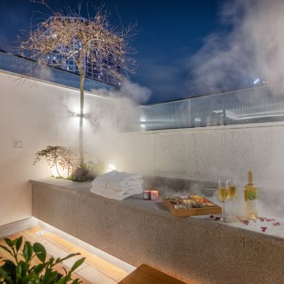 月灑星河私湯親子房（徠芬吹風+夢百合床墊+室外水池） 城市西遊裡飯店（成都春熙路天府廣場店）優惠