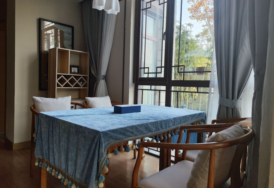 ARCADIA Hotel Qing YANGGuestroom