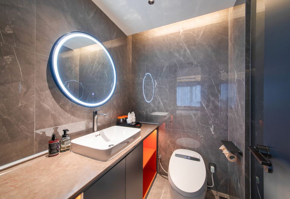 R-丽致小厢房（全屋地暖+超大飘窗+榻榻米+智能马桶）