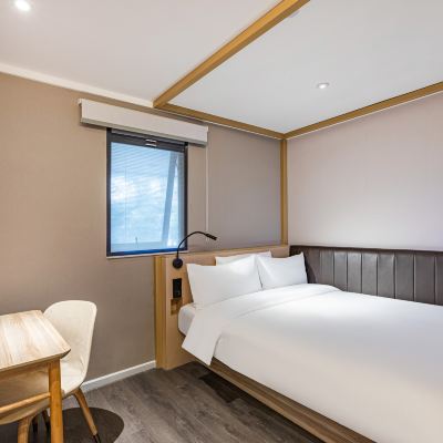 大床房（電視投屏） 漢庭飯店 （廈門中山路步行街植物園店）優惠