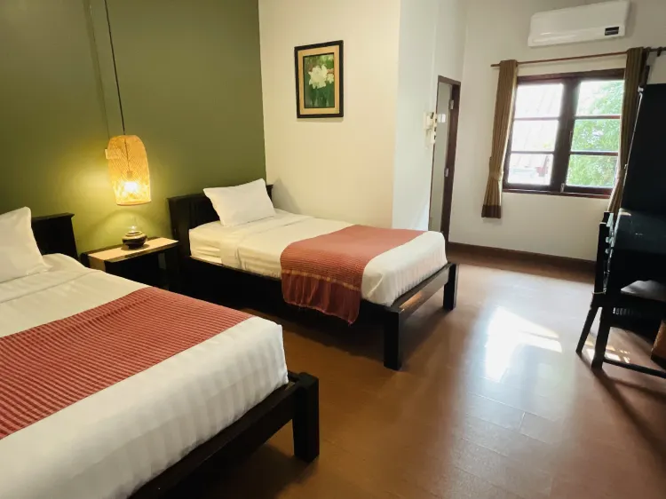 ห้องสุพีเรียเตียงคู่ พร้อมห้องน้ำในตัว