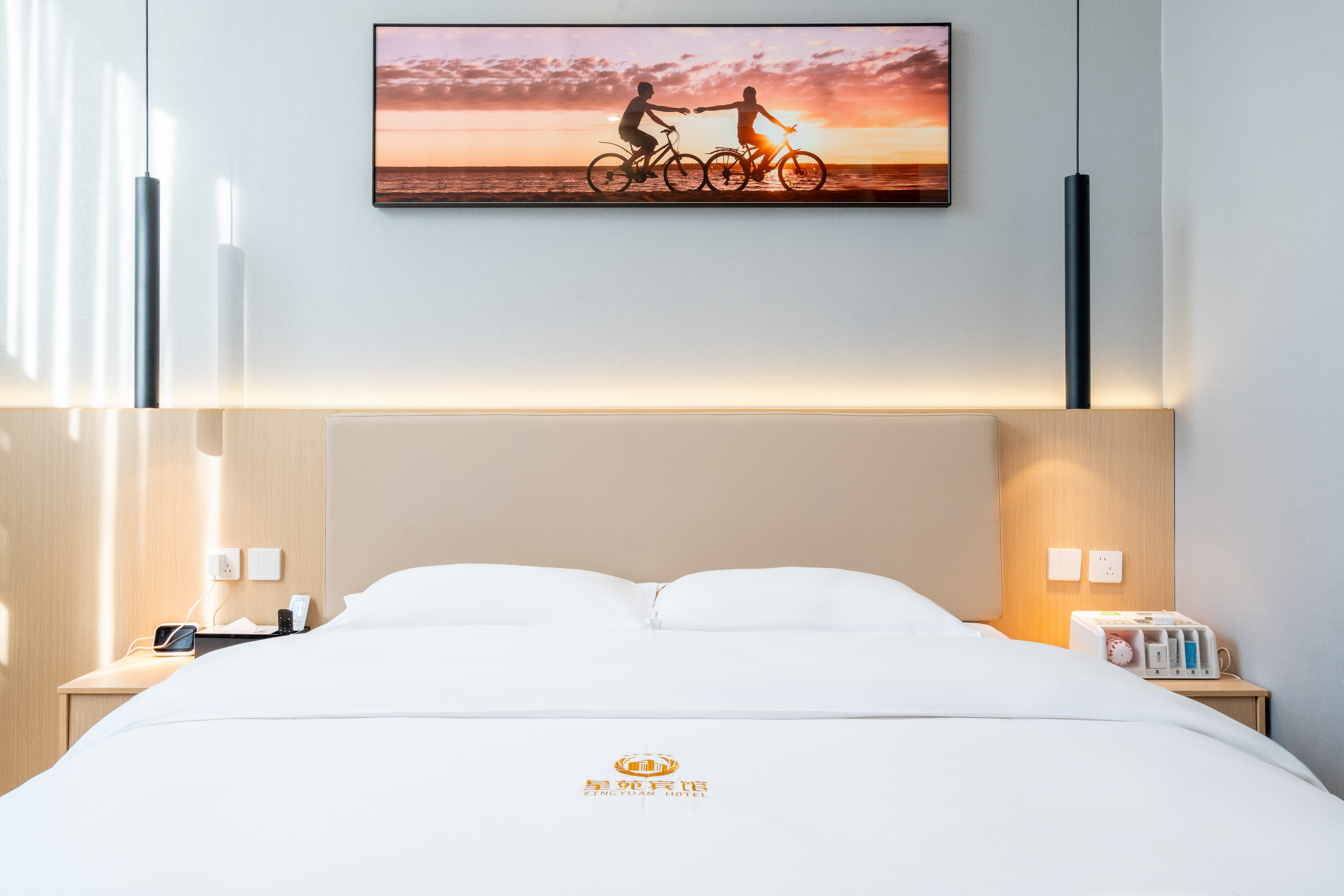 星愿.蒂芙尼蓝梦大床房（零压床品）