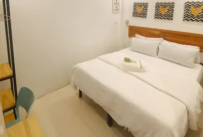 UrbanView @ Balzain East Tuguegarao City by RedDoorz Hotele w: 