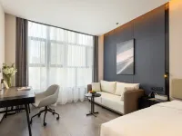 Atour Hotel, Henan East Road, Aksu Old Street Hotele w: Aksu