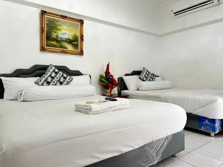 Deluxe Triple Bed Room DLD