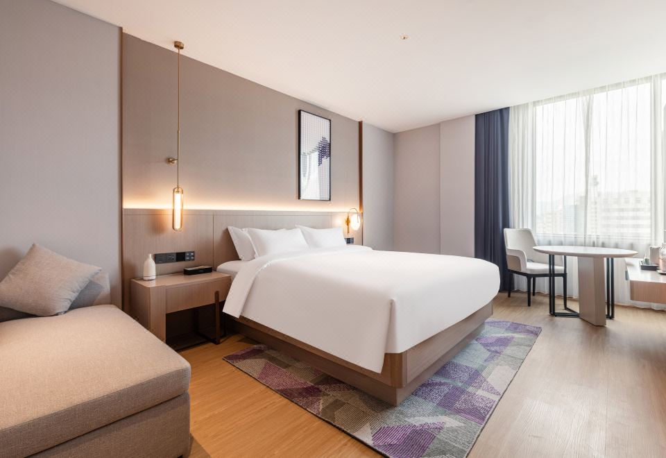 Lavande Hotel (Pingdingshan Xinhua Road Zhanhe) Deluxe Queen Room