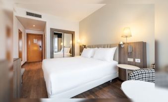 Eurostars Atlántico - Housity