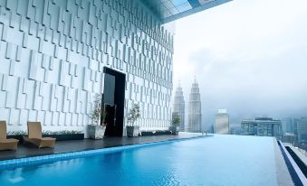 Platinum Suites at twin tower KLCC PAVILION By KIMIRO
