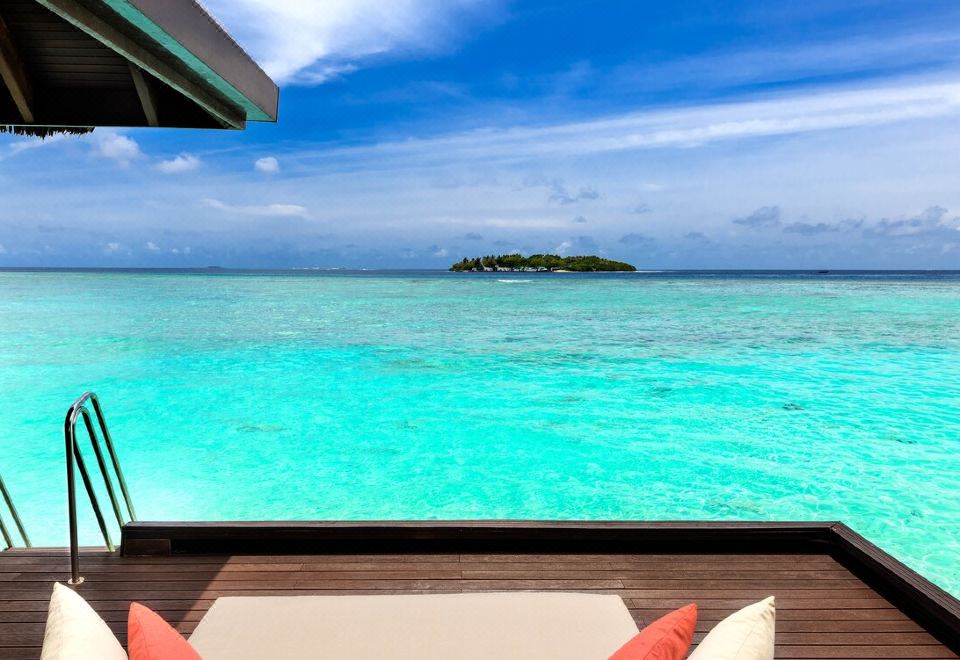 2晚海島小屋+2晚水上別墅（帶泳池）