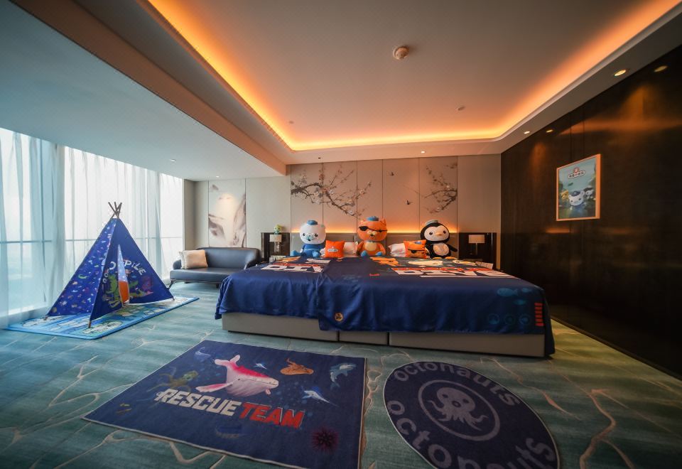 海底小纵队家庭主题房