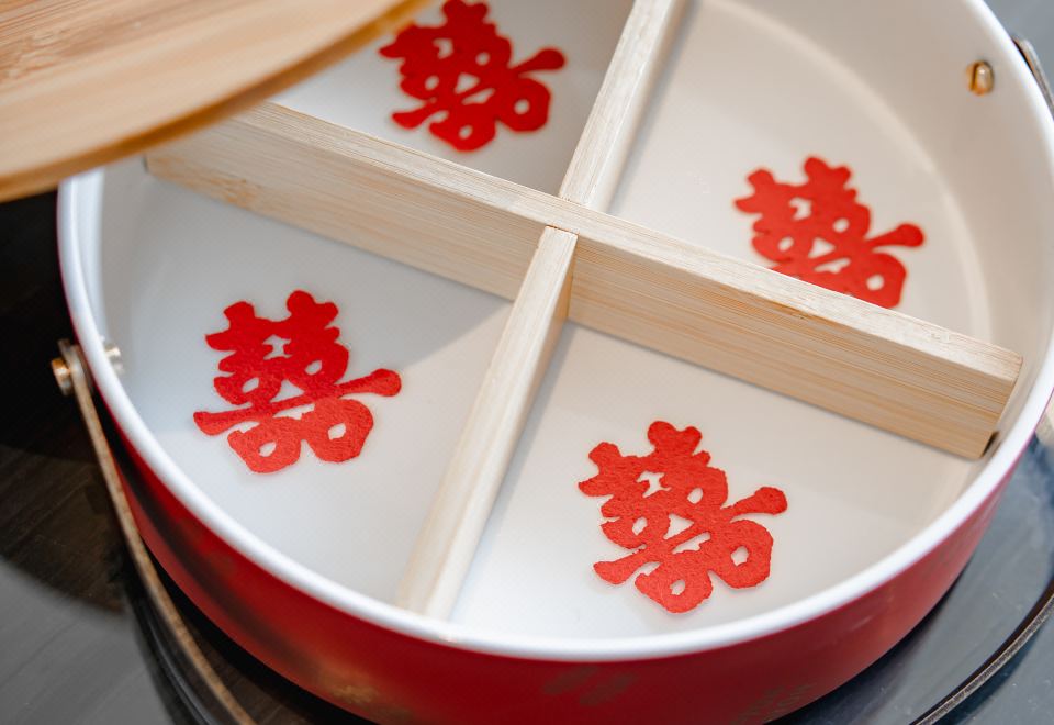 喜結良緣新婚房