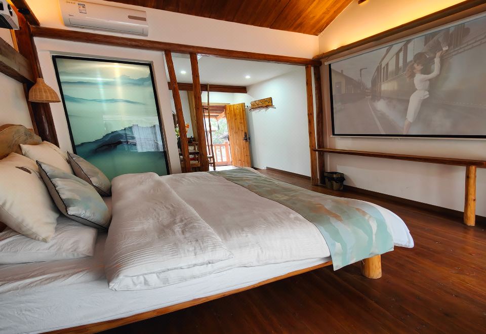 慢·塢 - 山景露台大床房