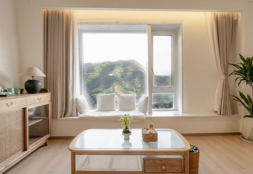 芸薹-峡谷梯田景观舒适大床房