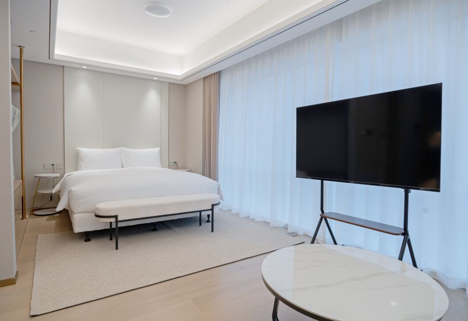 浮白·公寓大床房丨洗烘一体机