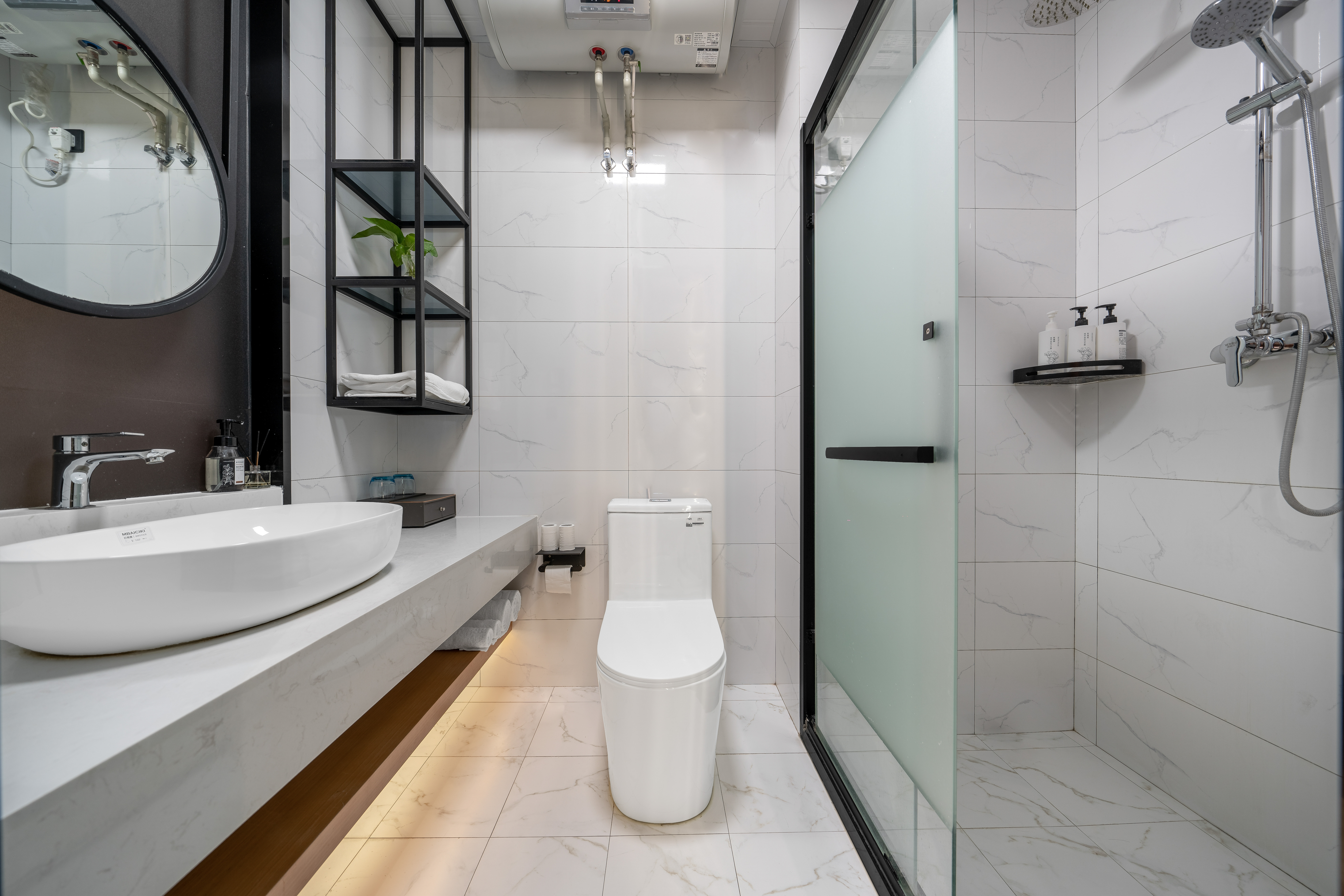 奢享大床房【智能马桶+0压记忆棉床垫+按摩器+冷藏柜】