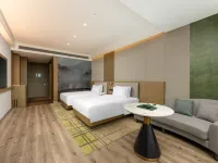 Holiday Inn JIUHUA MOUNTAIN HOT SPRING by IHG Hotels in Qingyang