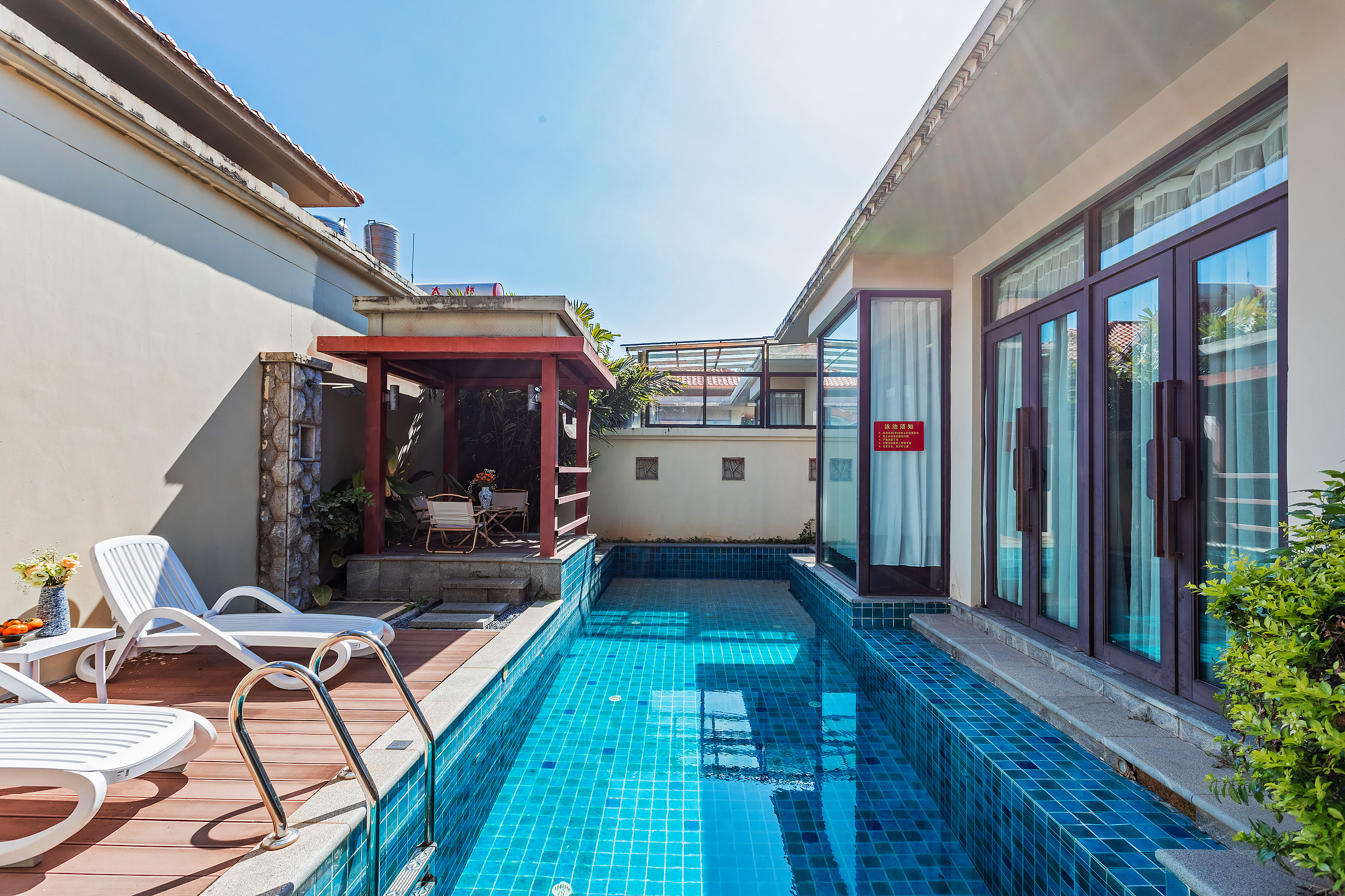 私家泳池别墅·一室一厅