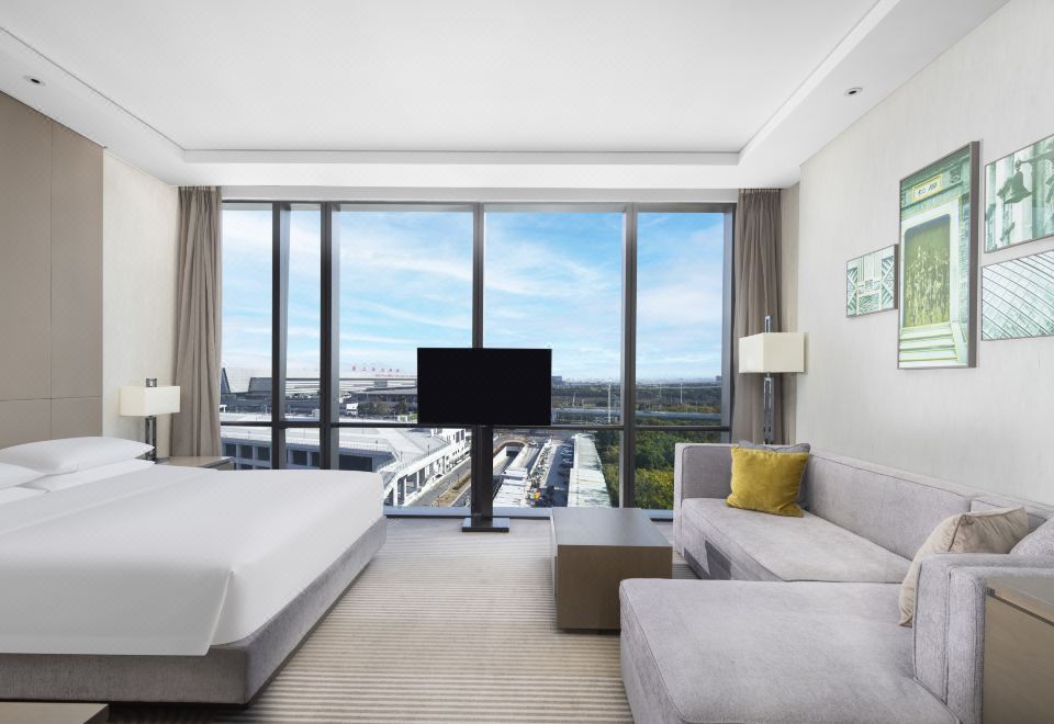 凯悦嘉寓虹桥全景大床房