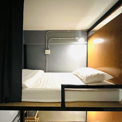 Small Family Room With Shared Bathroom For 5 People No Window The Backpack Hostel Promo Code