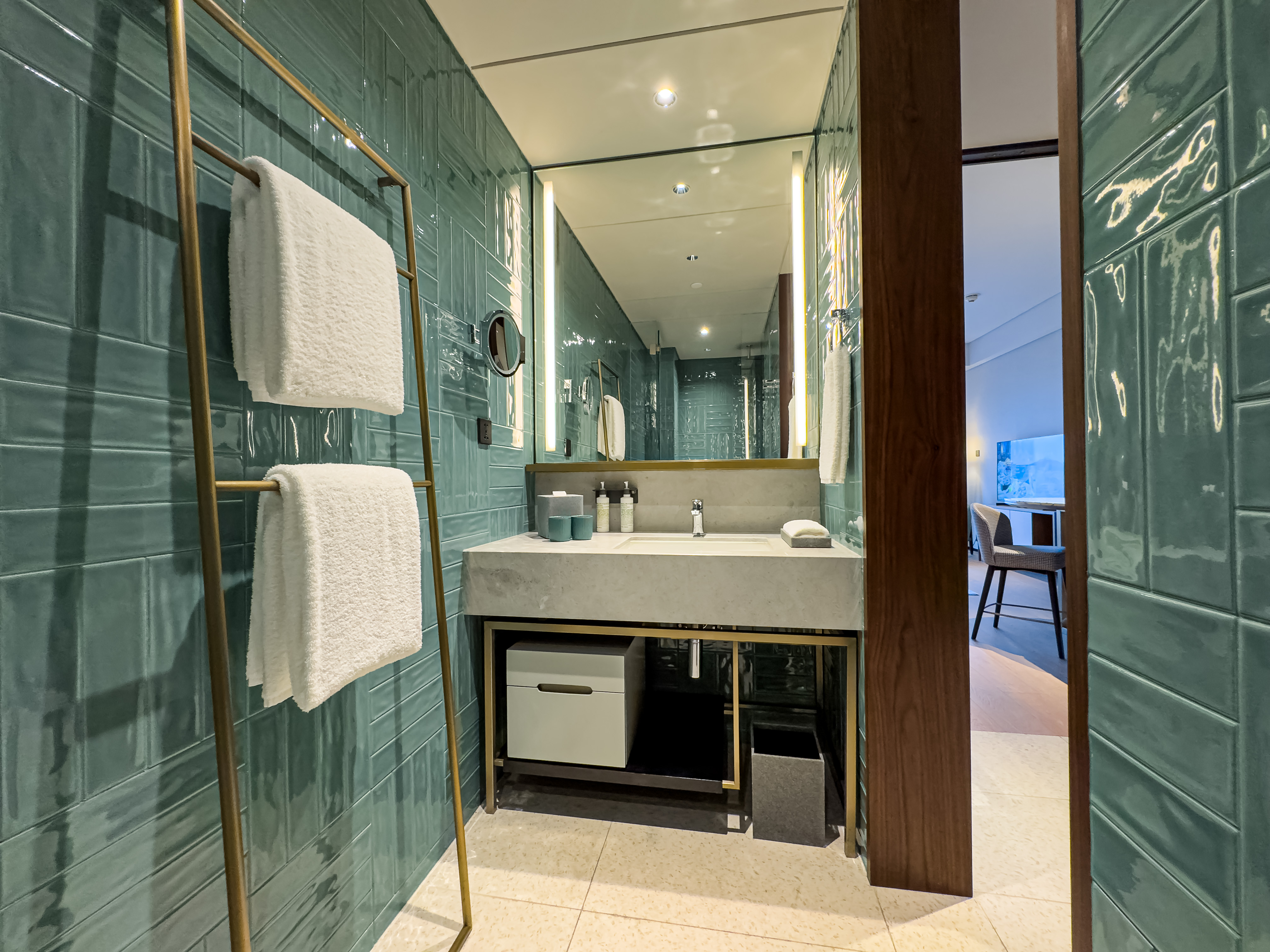 豪華庭院大床房（私享露臺+私享Coffee機+Minibar）