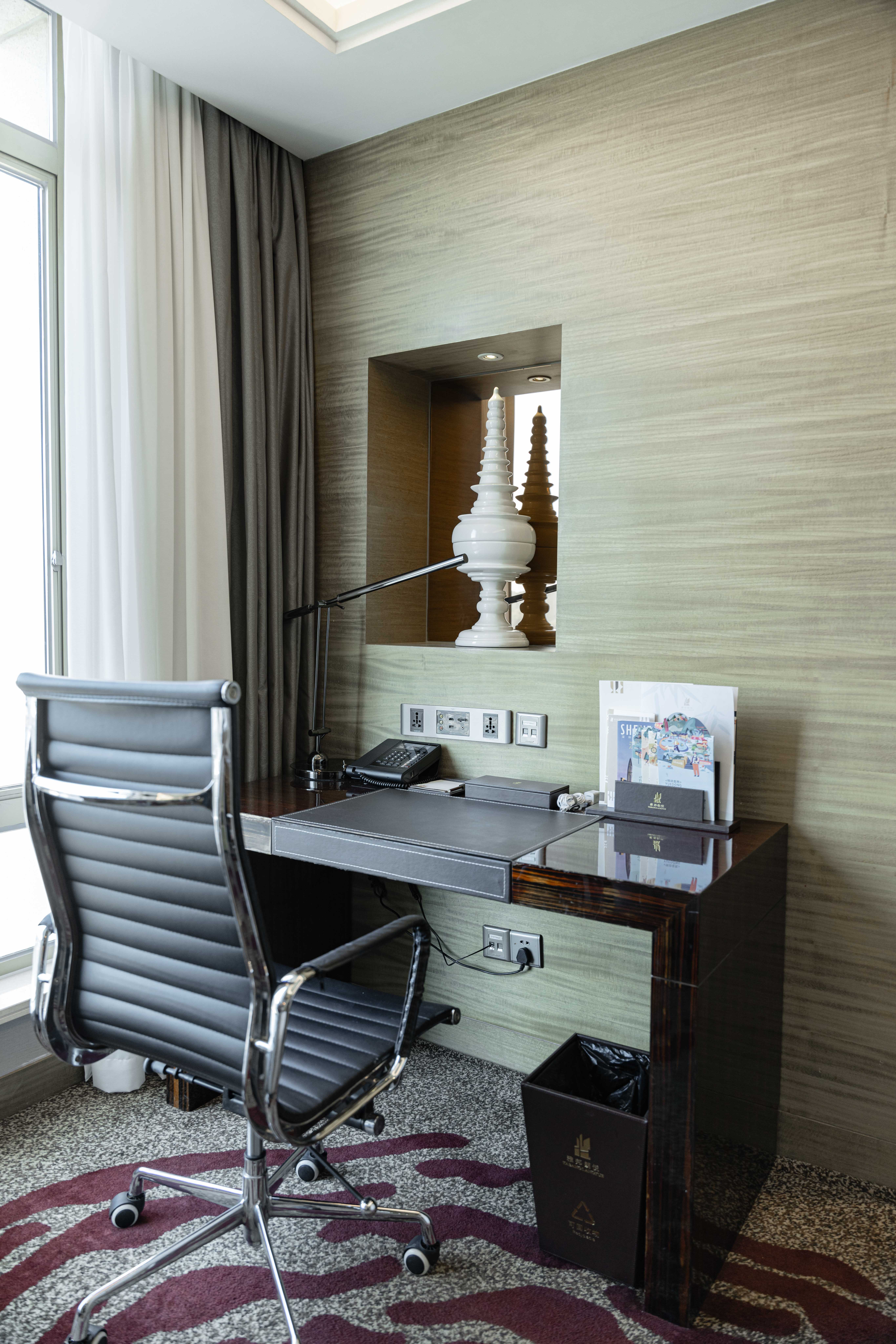 Shenzhen YANGBANGLANGYUE International HotelSuite With View