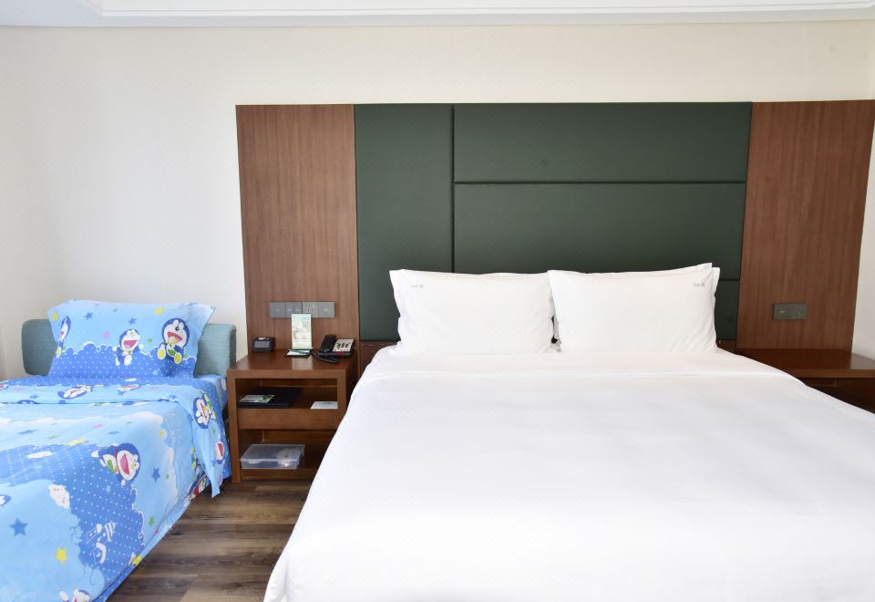 Holiday Inn Qingdao City CentreSuperior Room - Triple Occupancy