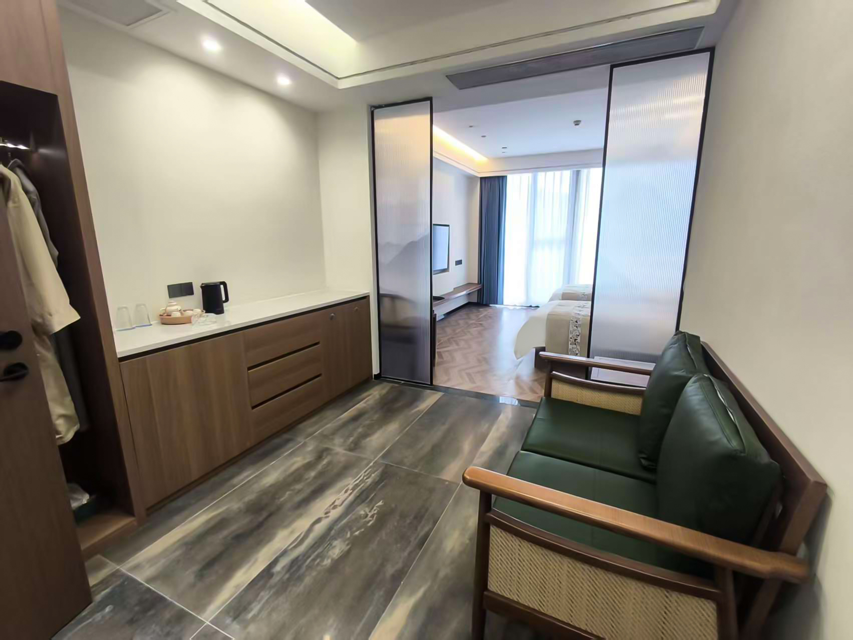 池畔親水溫泉雙床房（獨立泡池）