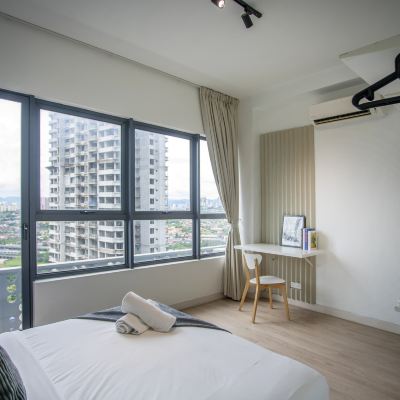 3 Bedroom Apartment (Deluxe) Arte Plus by Cobnb Promo Code
