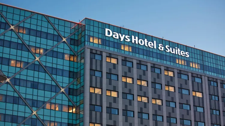 Days Hotel & Suites by Wyndham Incheon Airport Exterior