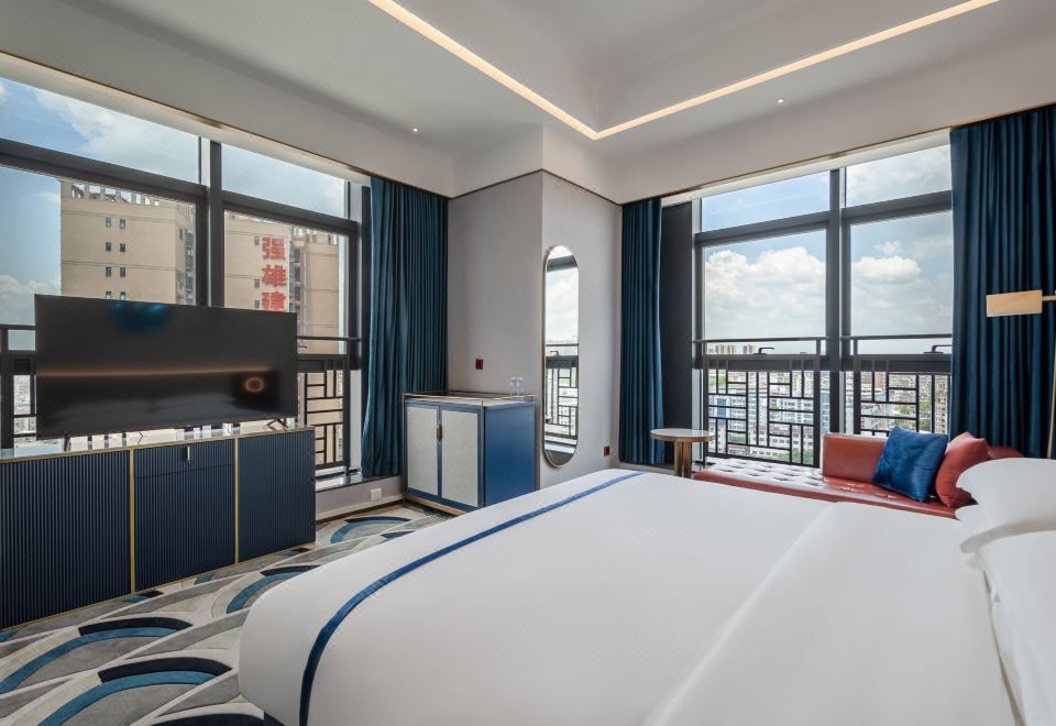 纯粹大床房（可投屏电视+小冰箱+慕思床垫+智能马桶）