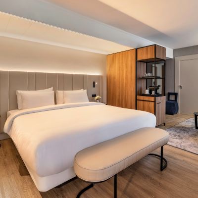 Junior Xl Suite NH Amsterdam Centre Promo Code