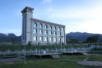 粛南ユグル族自治県賀朗格家民宿