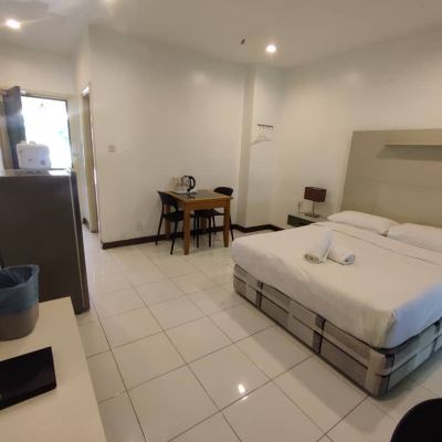 Studio Kupon JinHold Service Apartment