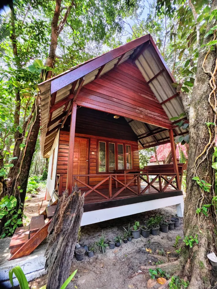 Superior Thai Teakwood Bungalow