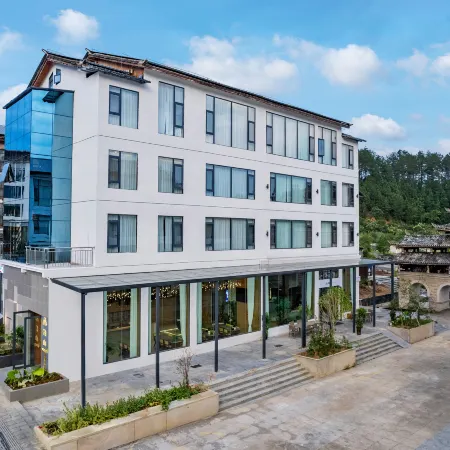 Yishan Homestay (Libo Xiaoqikong East Gate)