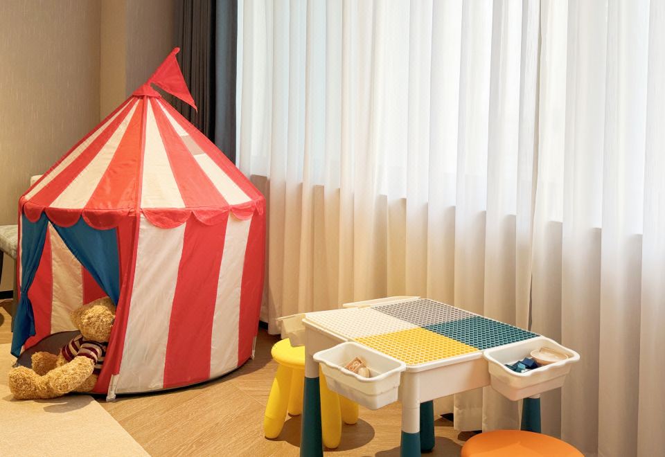 Baiyun Hotel GuangzhouFamily-friendly Suite