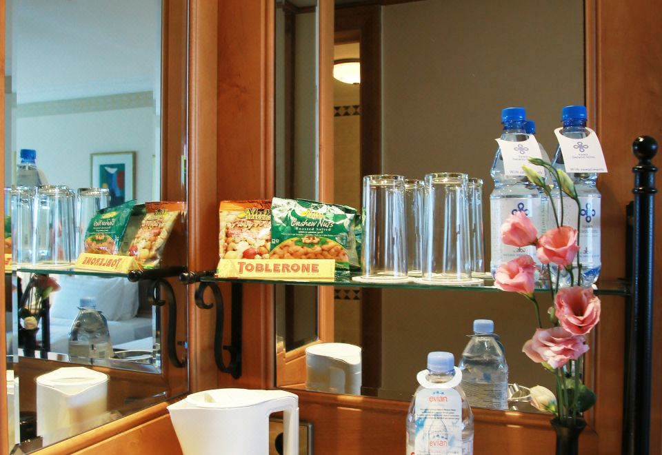 Grand Deluxe Room
