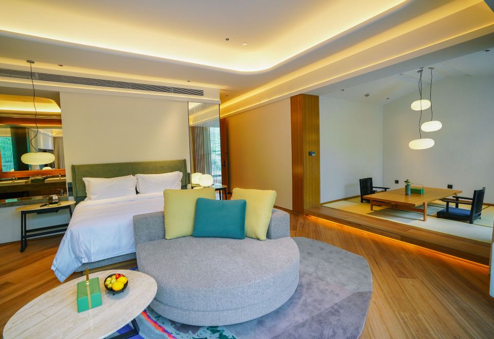 Premier Room (Double Bed)