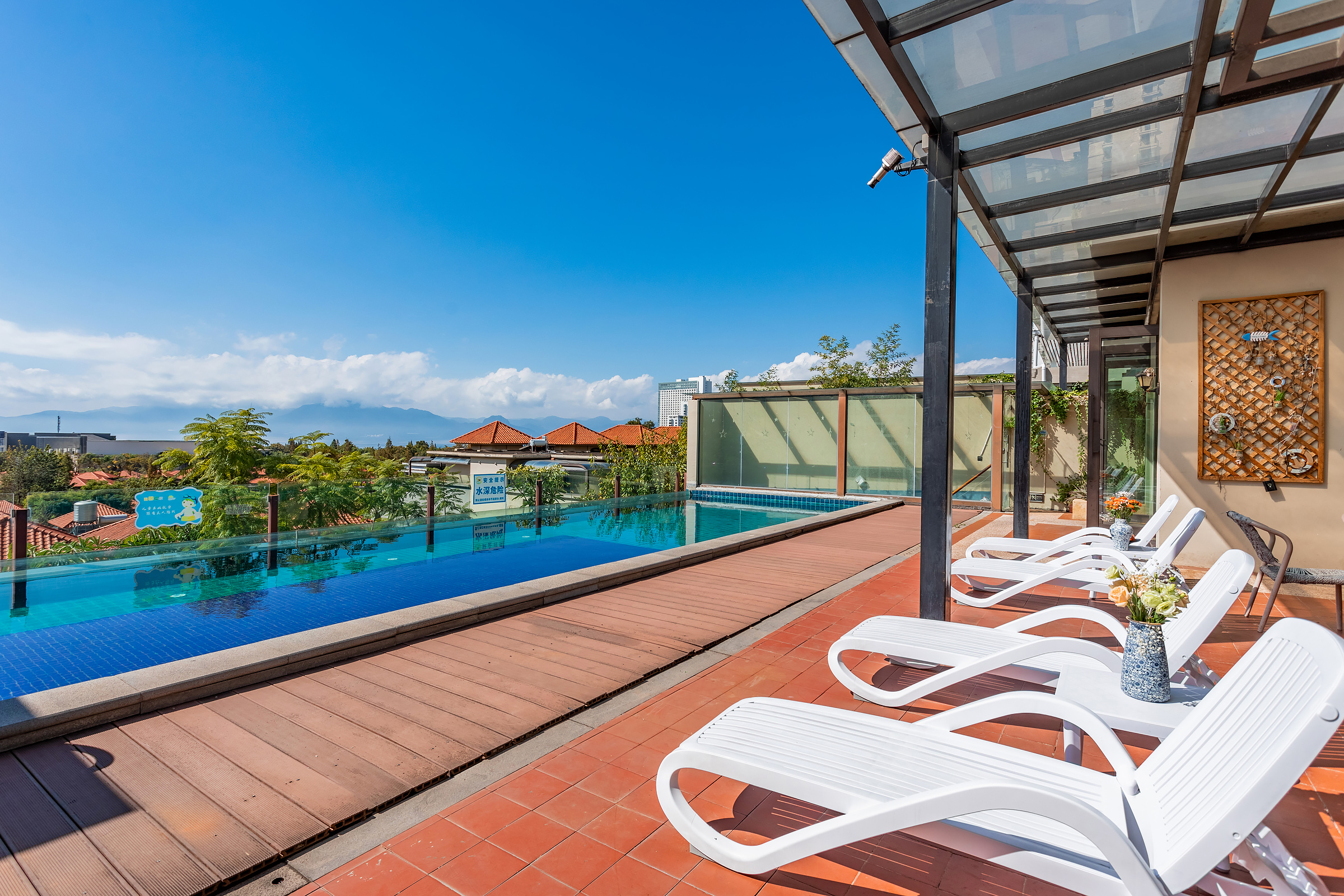 湖景私家泳池别墅·三卧