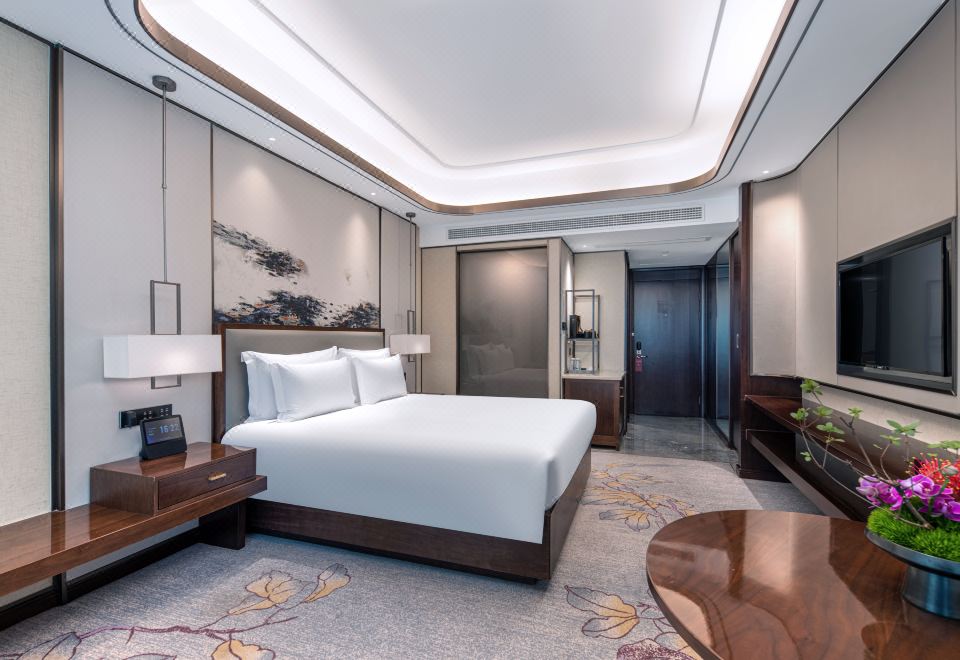 主樓豪華大床房