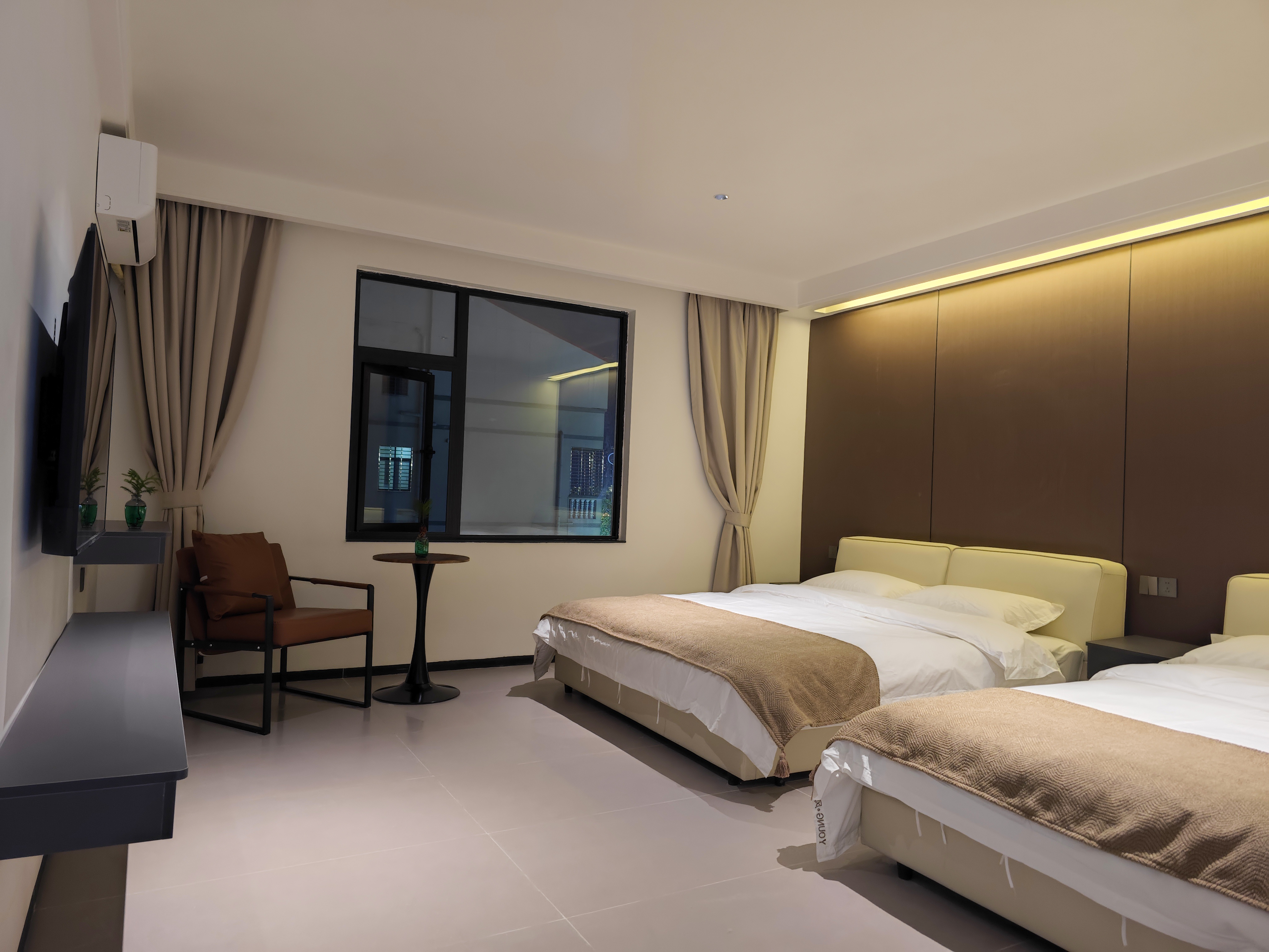 標準大床 雙床房