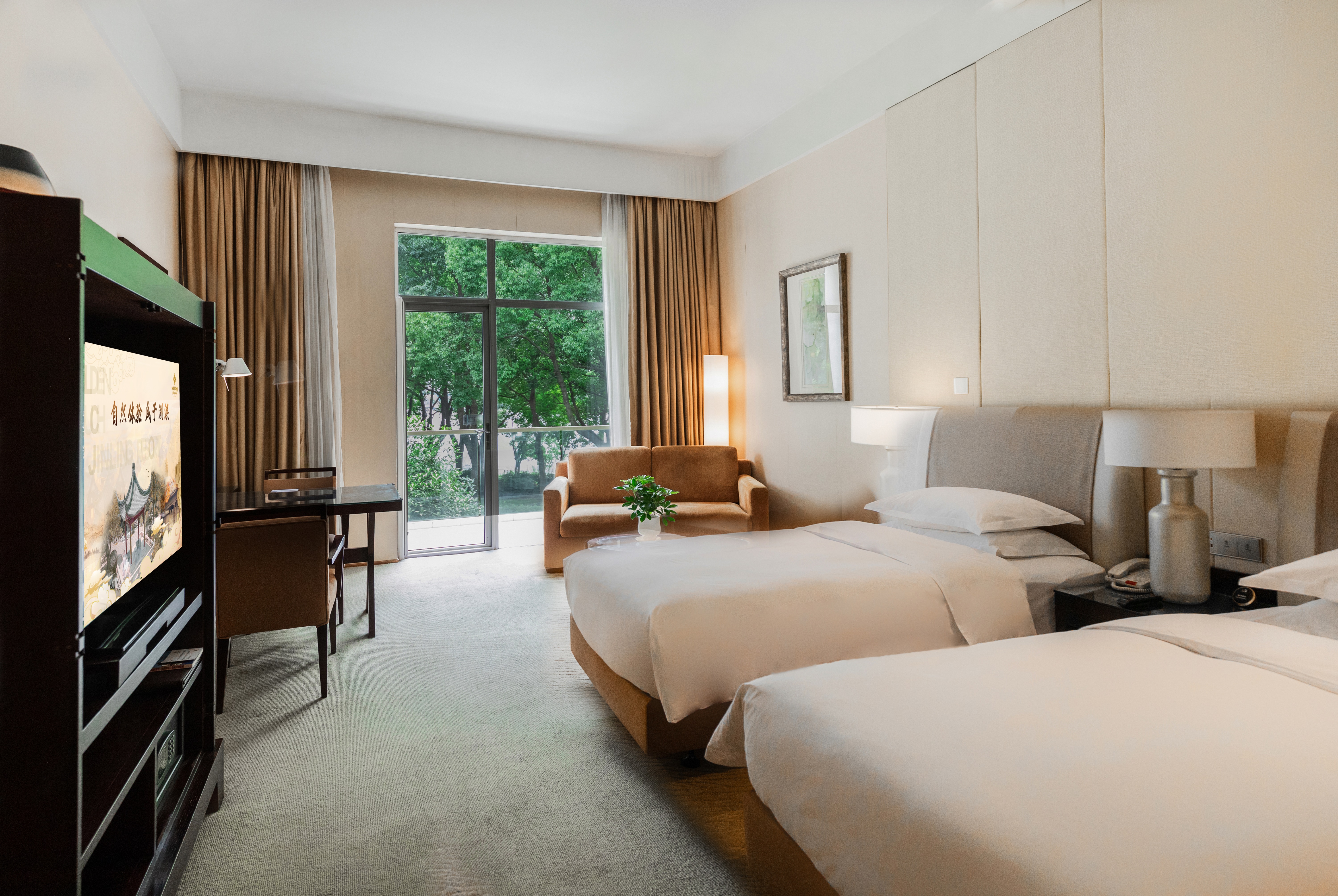 园景阳台双床房