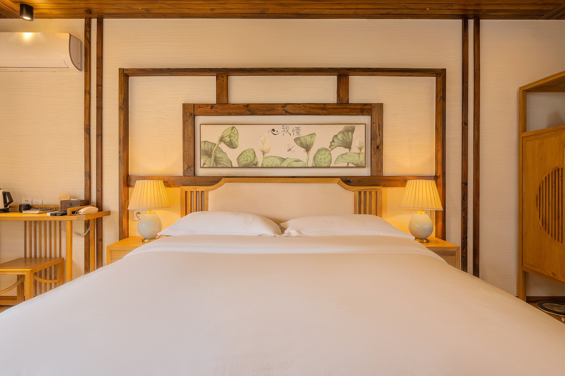 Bo Lian Chen Inn花海亲子浴缸套房