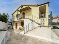 TRIKA Apartments Hôtels à : Rovinj