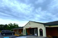 Hillcrest Motel by OYO Aurora Near Lawrenceburg Các khách sạn ở 