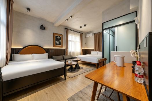 Fengsheju Cinema Bed and Breakfast