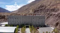Duola Shenshan Hot Spring Hotel